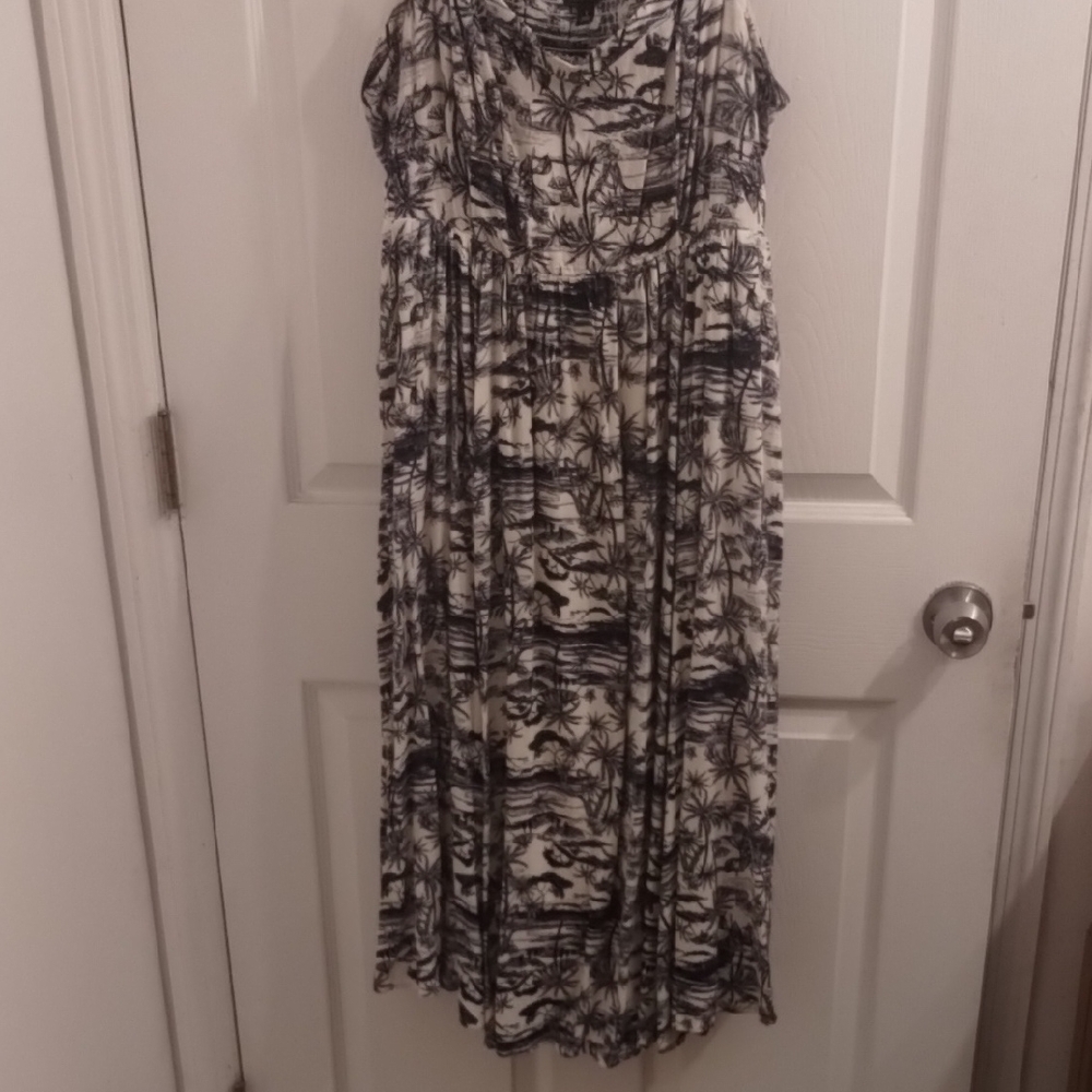 Torrid Blue and White Pleated Midi Sundress - Picture 1 of 2
